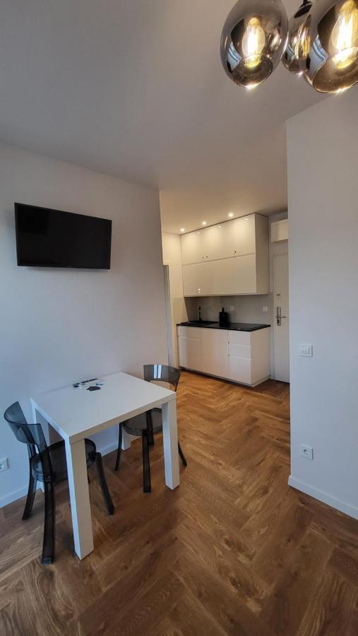 Malibu Apartments Бибионе Экстерьер фото