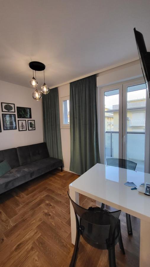 Malibu Apartments Бибионе Экстерьер фото