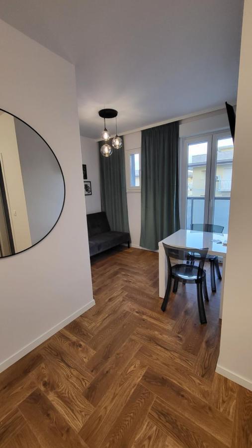 Malibu Apartments Бибионе Экстерьер фото
